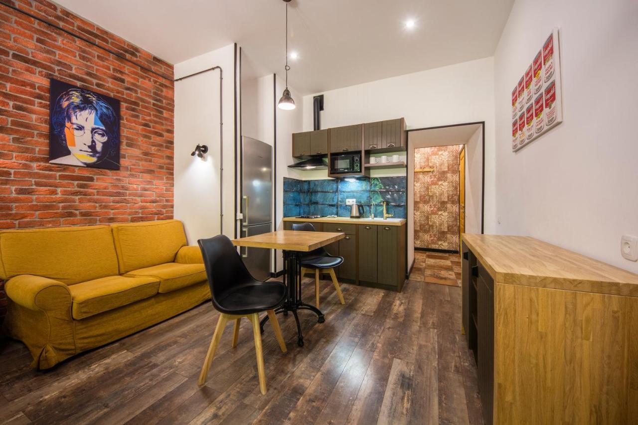 Self Check-In Apartments Near Landscape Alley Κίεβο Εξωτερικό φωτογραφία